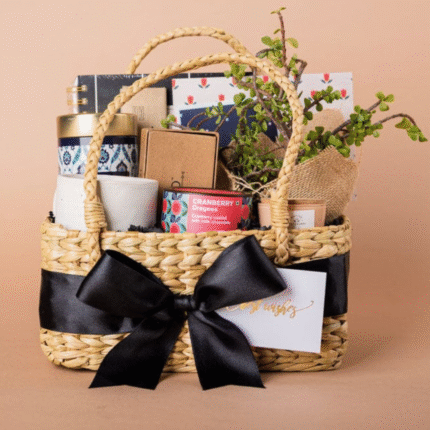 Customizable Plant gift hamper 7